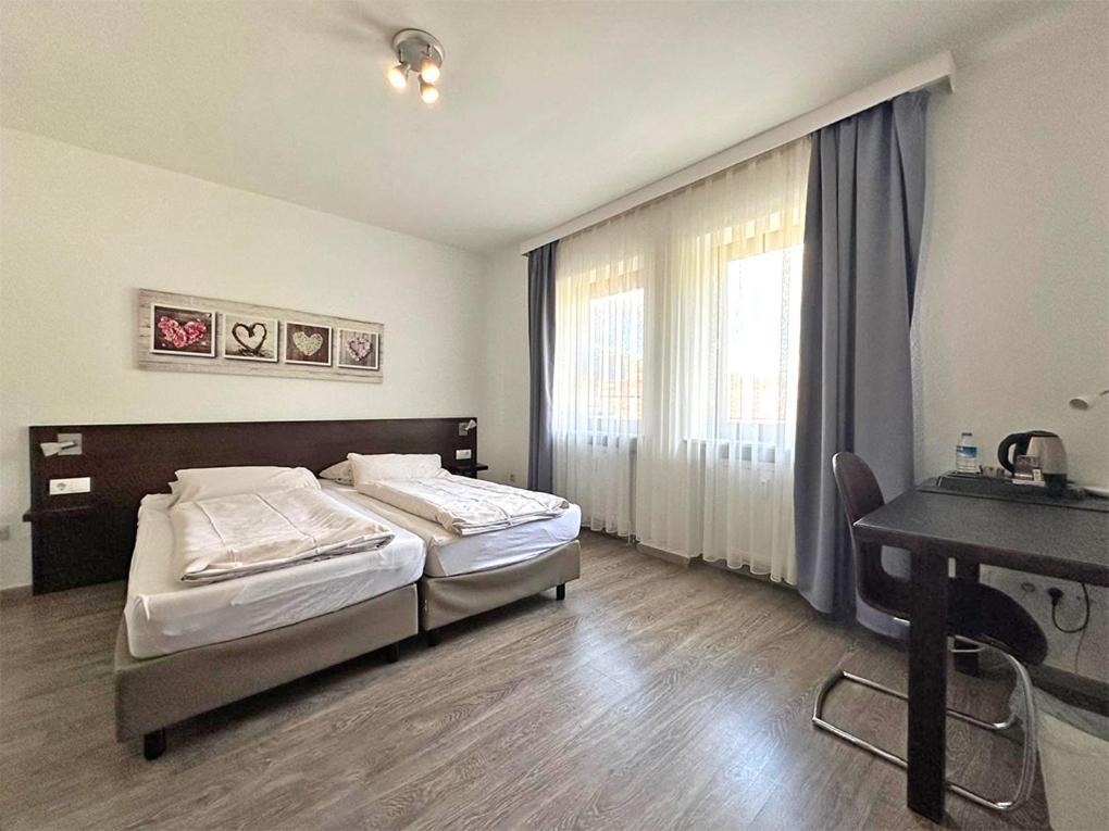 Hotel Rennekamp Oyten Zewnętrze zdjęcie